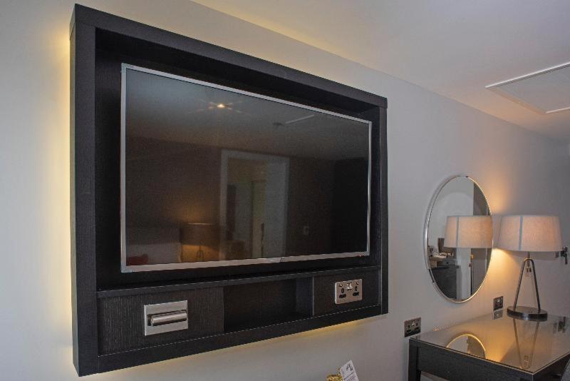 Ten Hill Place EDI Room photo